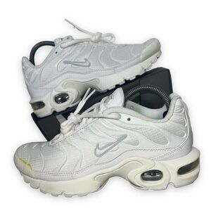 Nike Air Max Plus‎ GS 'White Metallic Silver' AR1852-100 Youth 4.5 Women's 6